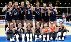 开云APP下载:追光｜这场首考，新一代中国女排交出高分答卷